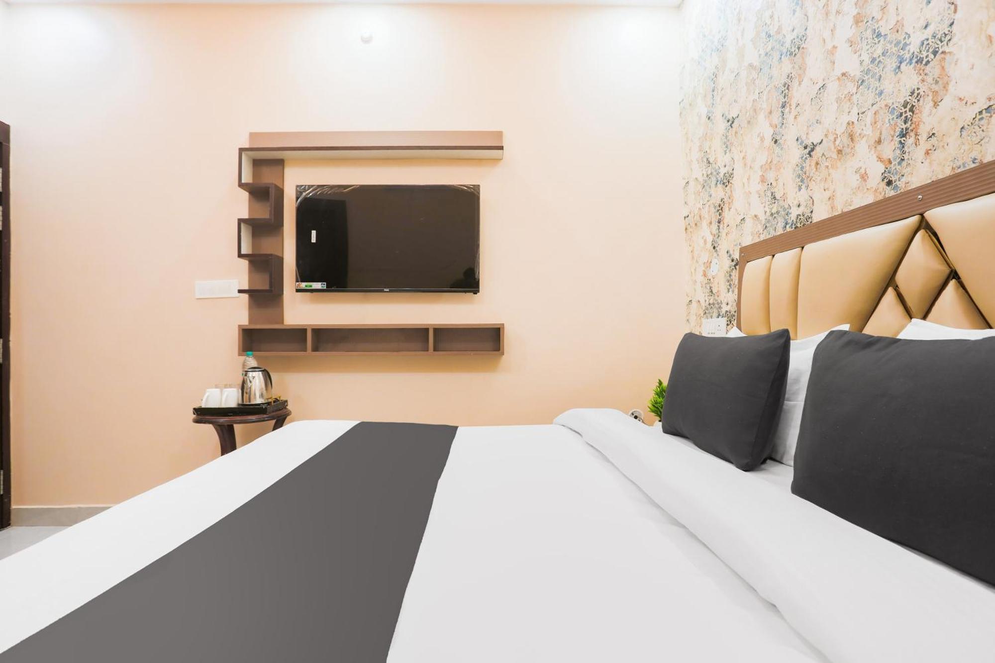 Hotel O Anmol Inn Prayagraj Exterior photo
