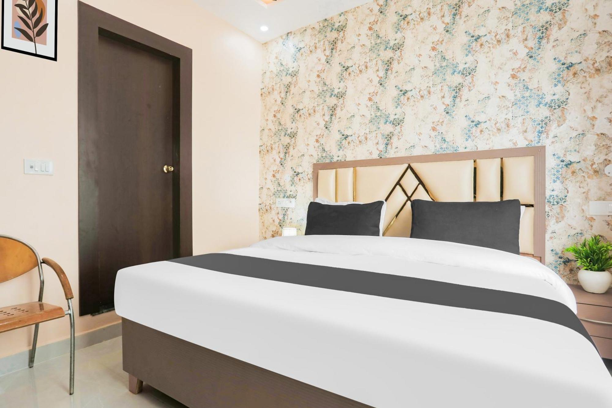 Hotel O Anmol Inn Prayagraj Exterior photo